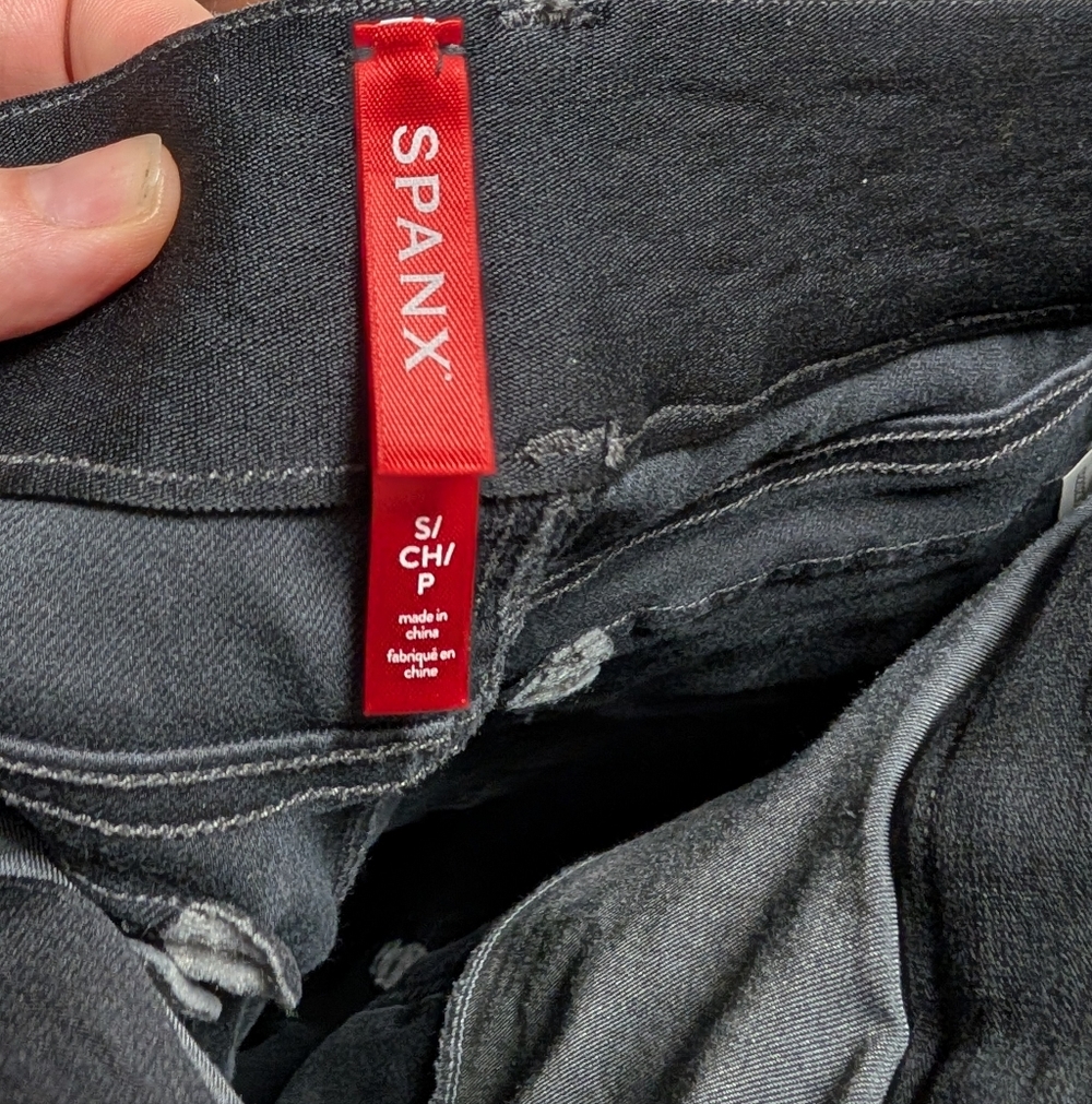 SPANX Stretch Cargo Pants black Utility Slim Leg Women’s Small - Picture 7 of 7